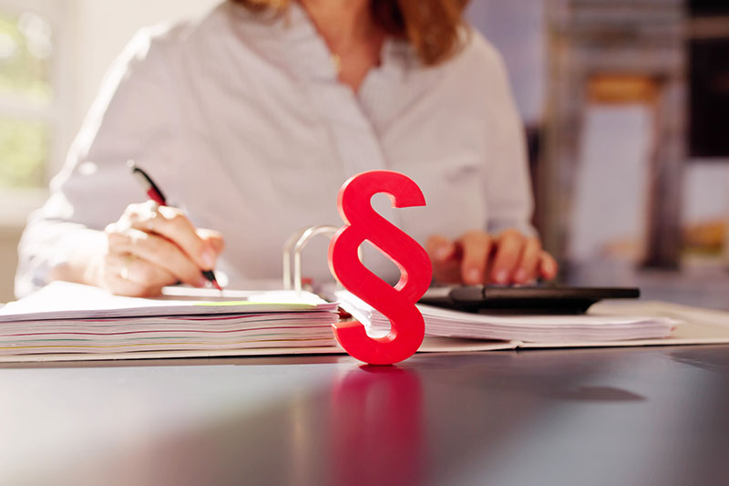 Grundlagen und Voraussetzungen für Beamte auf Lebenszeit